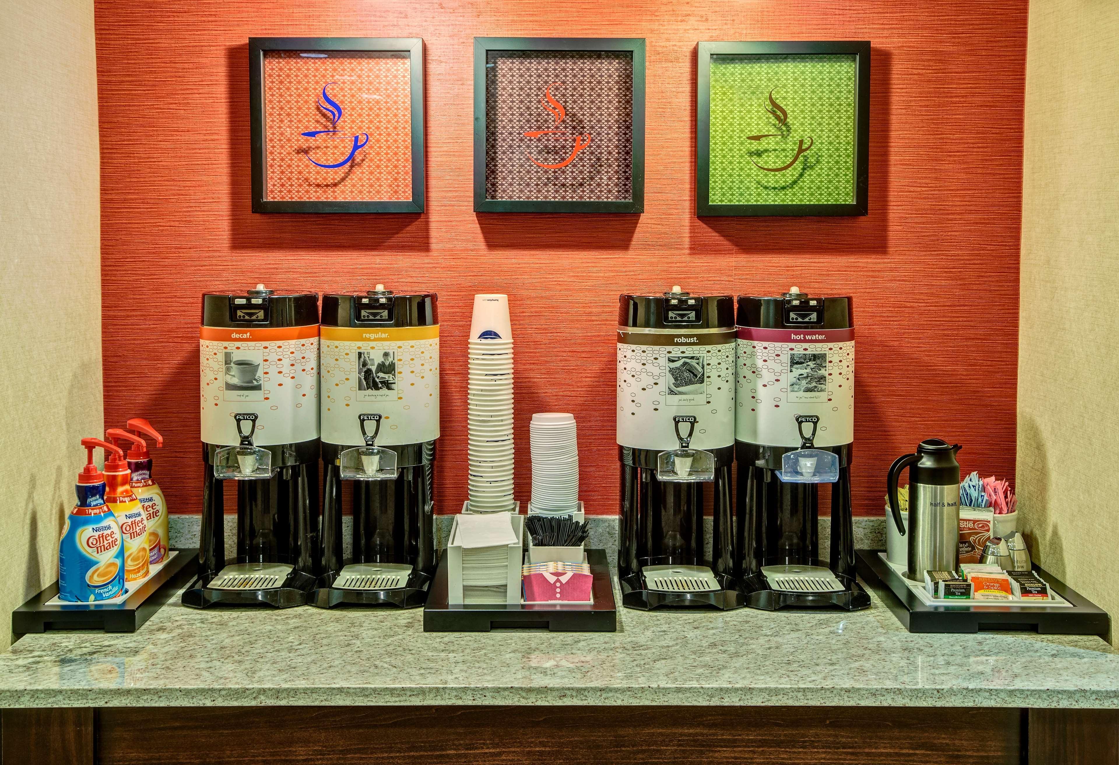Hampton Inn & Suites Fort Myers Естеро Екстериор снимка