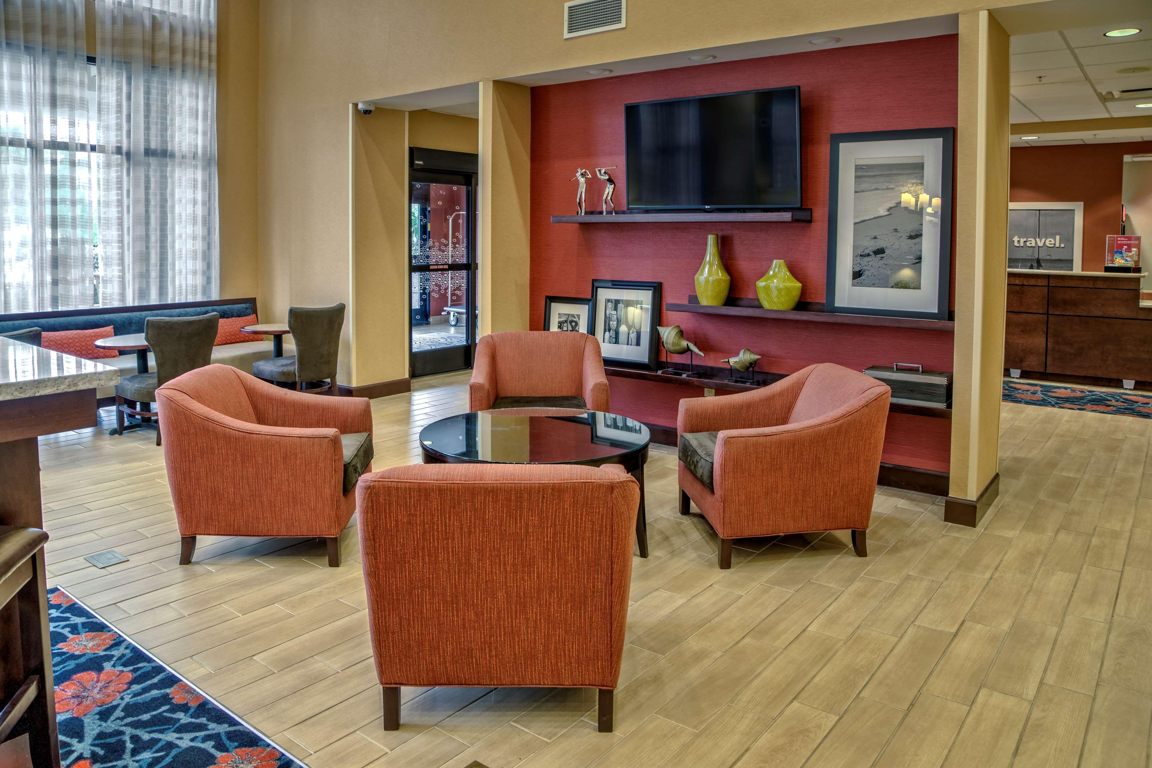 Hampton Inn & Suites Fort Myers Естеро Екстериор снимка